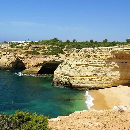 2 Bedrooms At 500 M Away From The Beach With Shared Pool Furnished Balcony And Wifi * Albufeira
