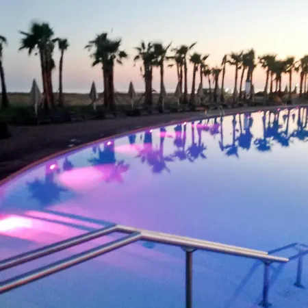 2 Bedrooms At 500 M Away From The Beach With Shared Pool Furnished Balcony And Wifi Apartmán