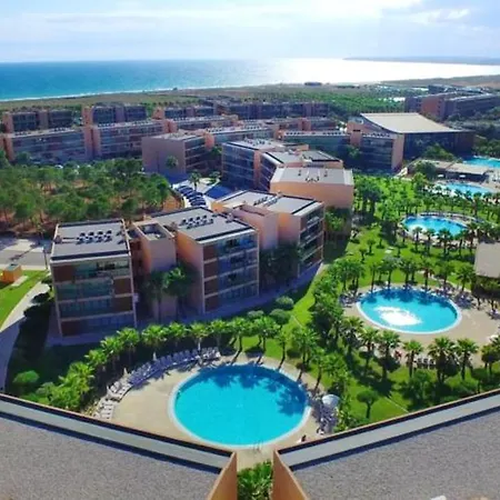 Apartmán 2 Bedrooms At 500 M Away From The Beach With Shared Pool Furnished Balcony And Wifi *