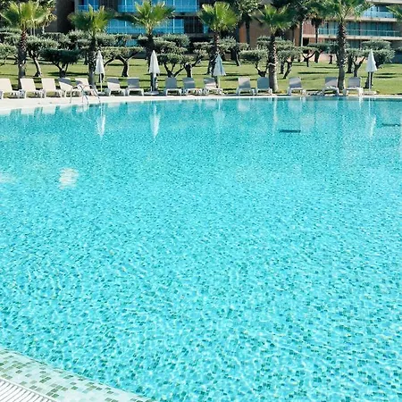 2 Bedrooms At 500 M Away From The Beach With Shared Pool Furnished Balcony And Wifi Apartment